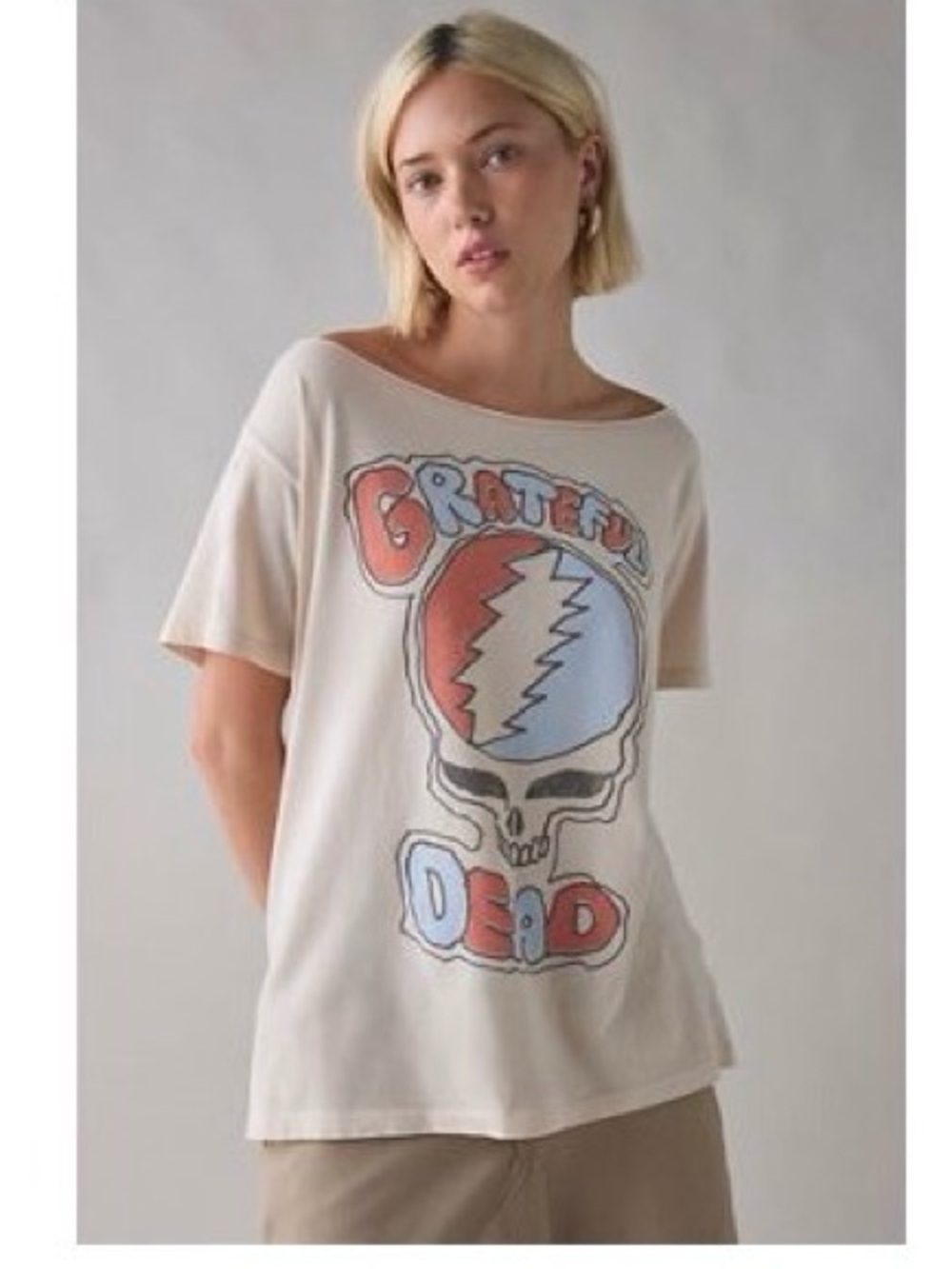 Urban Outfitters Cream Grateful Dead Lightning Skull Tee
